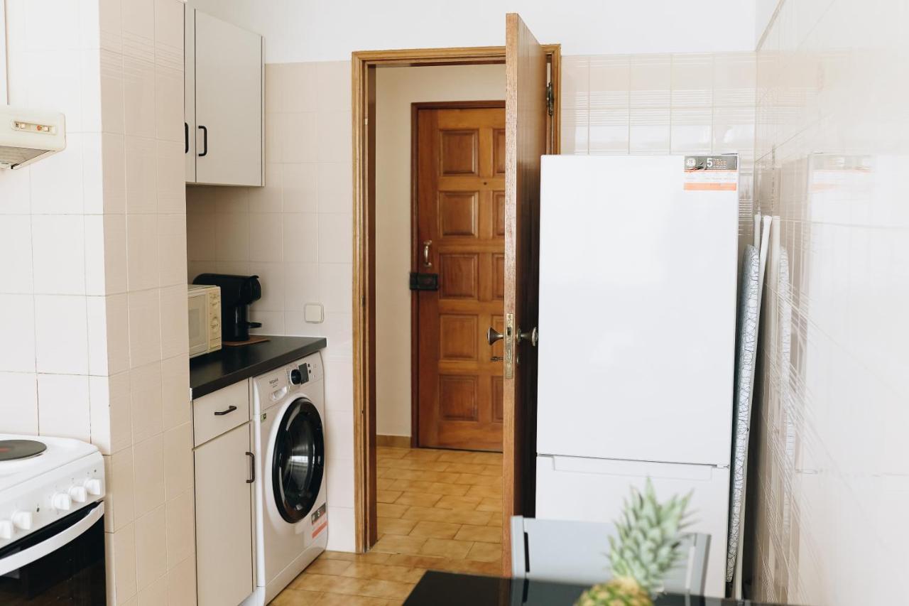 Appartamento Host Wise - Sweet & Sunny Flat - Ace Location Quarteira Esterno foto