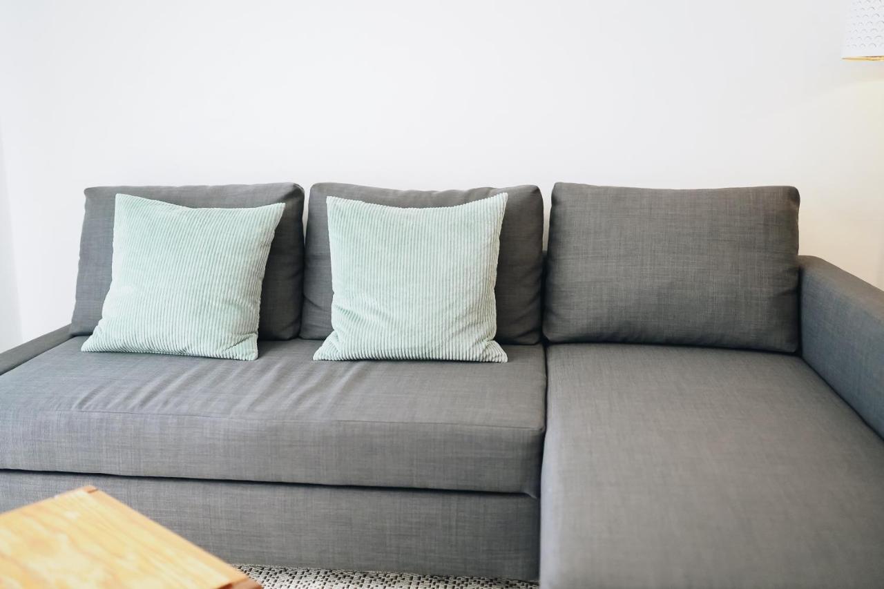 Appartamento Host Wise - Sweet & Sunny Flat - Ace Location Quarteira Esterno foto