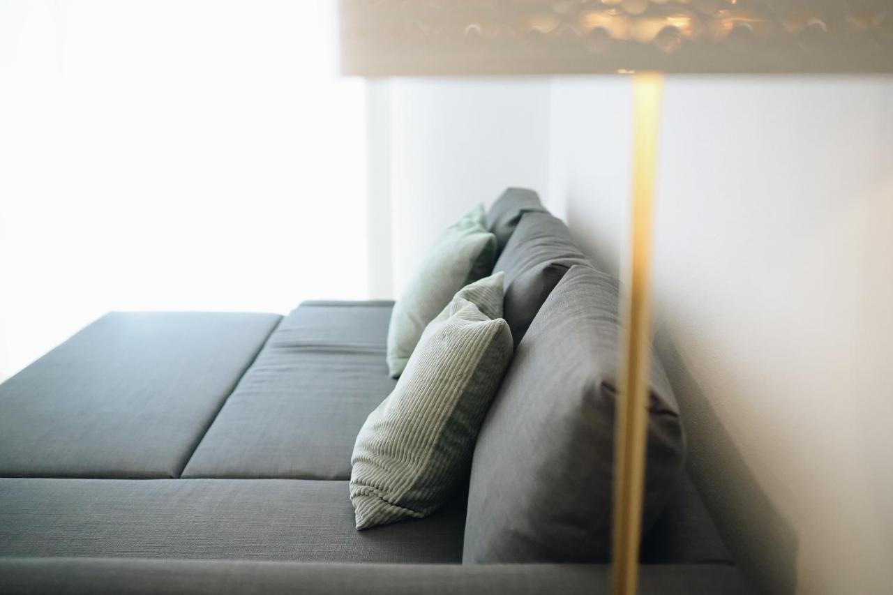 Appartamento Host Wise - Sweet & Sunny Flat - Ace Location Quarteira Esterno foto