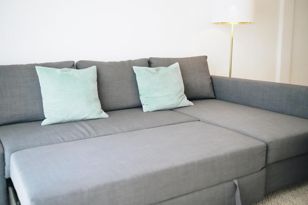 Appartamento Host Wise - Sweet & Sunny Flat - Ace Location Quarteira Esterno foto