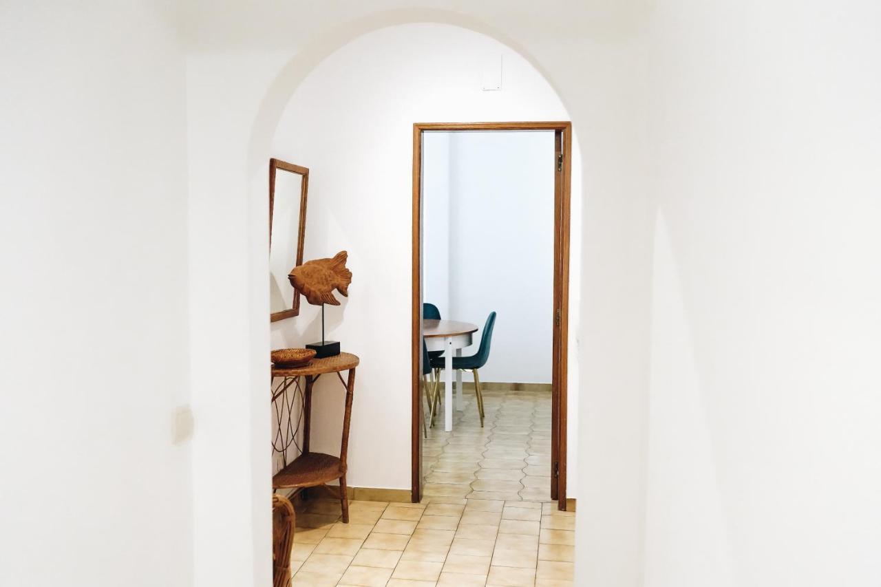 Appartamento Host Wise - Sweet & Sunny Flat - Ace Location Quarteira Esterno foto